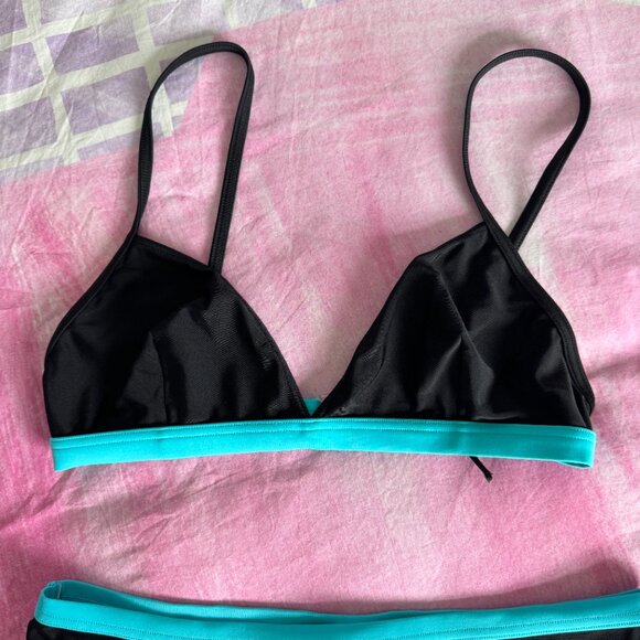 Vintage & *Super RARE* Lacoste Black & Aqua Bikini Sz 40 Like New Condition - Picture 6 of 7